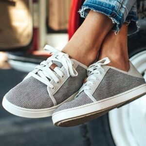 OluKai Pehuea Li Convertible Sneakers Women’s Size 8 Gray Knit Comfort